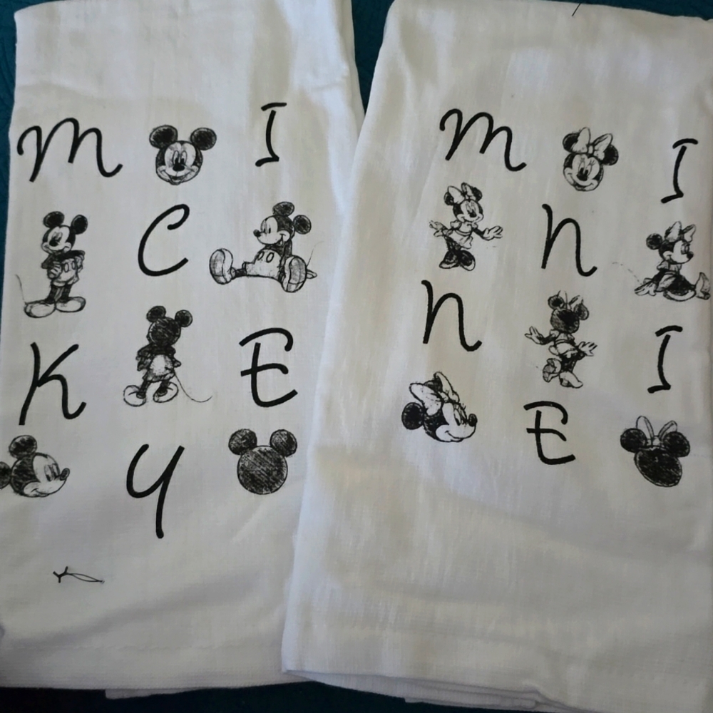 2 Pc Disney Mickey Mouse Kitchen Towels  Minnie Cotton